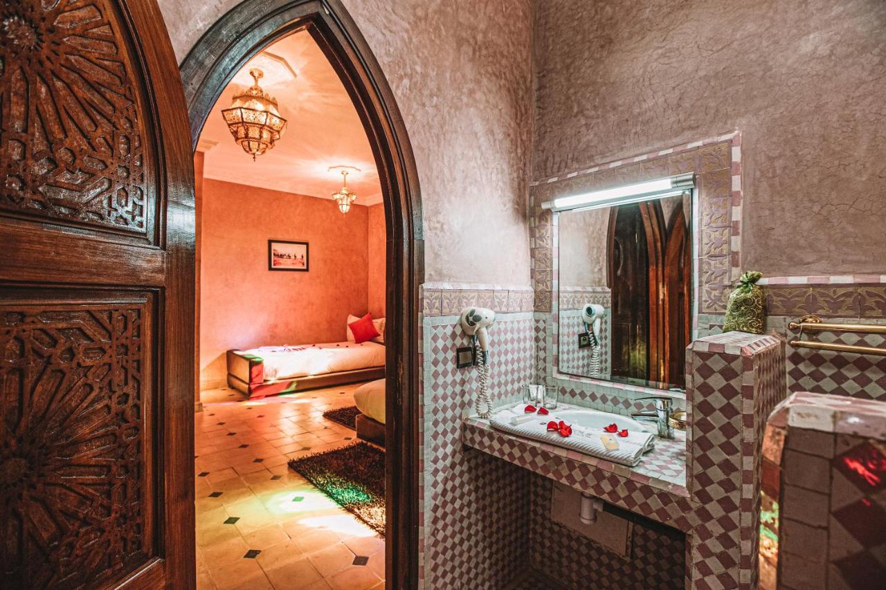 Riad Mabrouk Hotel มาร์ราเกช ภายนอก รูปภาพ